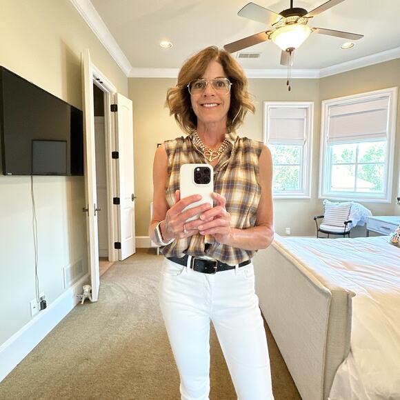 VIRGINS SAINTS & ANGELS VSA La Queen Collar in Cream Pearl & Gold - Picture 5 of 9